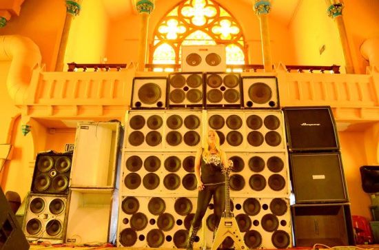 Gazelle Amber Valentine of US-Georgian band Jucifer